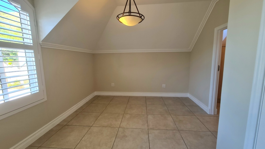 5 Bedroom Property for Sale in The Village Western Cape